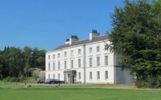 2 Bed Suite With Tea/coffee Making Facilities