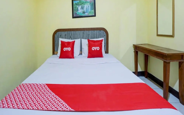 OYO 3956 Hotel Palem 2