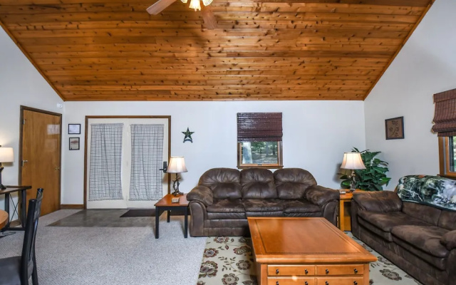 In the Pines 3 Bedroom House
