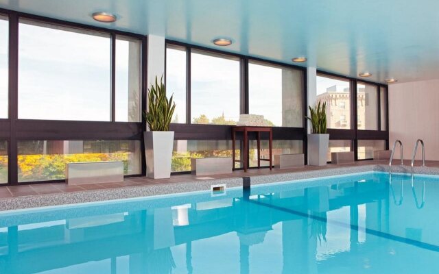 Four Points by Sheraton Boston Newton