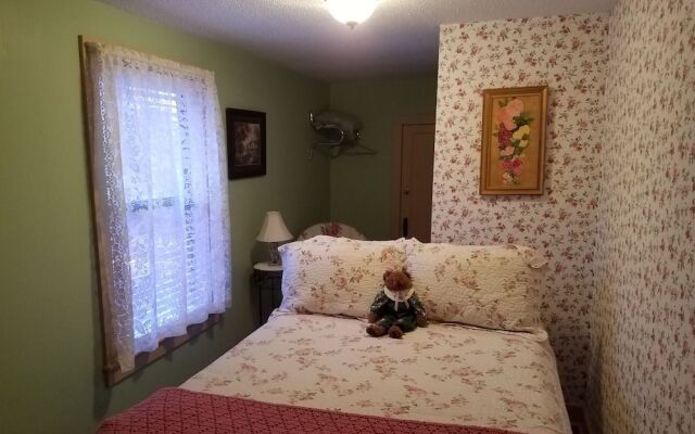 Ozark Country Inn Bed & Breakfast