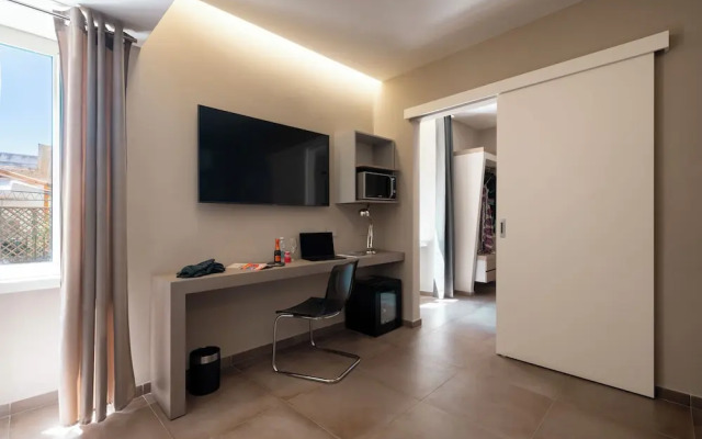 The Point Suites Rome – Guest House