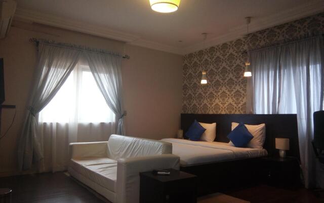 Orchid Suite & Apartment