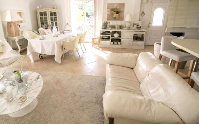Villa with 4 Bedrooms in Lambesc, with Private Pool, Enclosed Garden And Wifi - 30 Km From the Beach