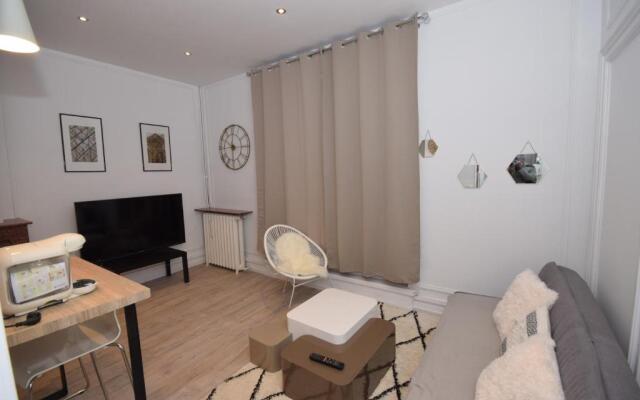 CHIC APPART DESIGN - HYPER CENTRE - TRAMWAY - FREE WIFI - leRelaisdOdile12