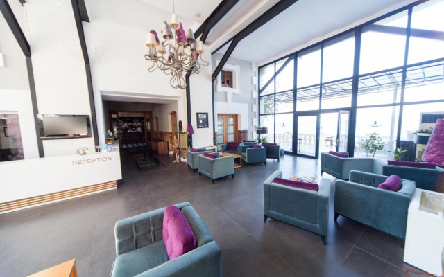 Montania Special Class Hotel