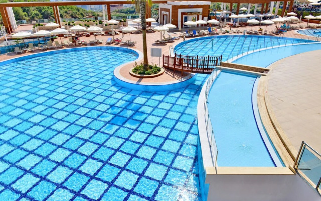 Alanya Azura Residence