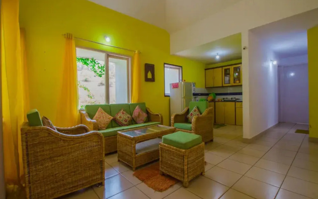 OYO 13840 Home Radiant 2BHK LPK Waterfront