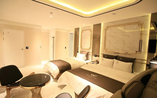 Naju Western Hotel