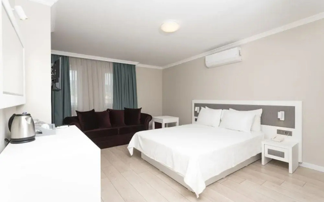 Bay Nihat Lale Otel