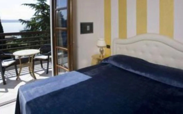 Alexandra Stay Residence