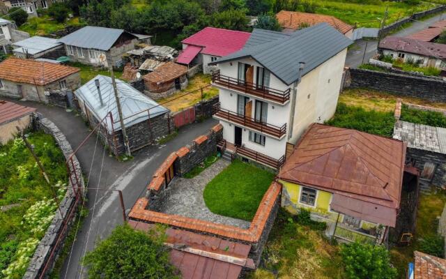 Sno Inn Kazbegi