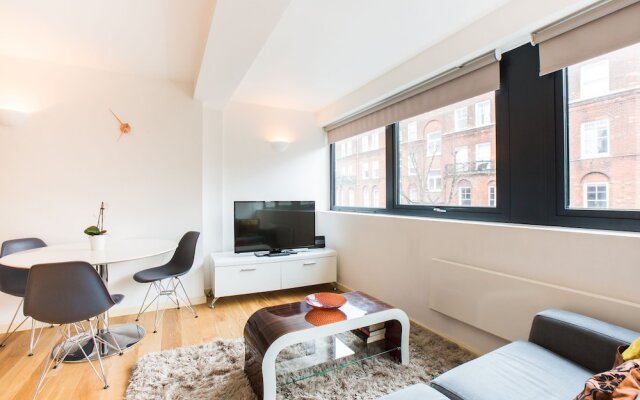 Spacious 1 Bedroom Apartment In Kensington A1