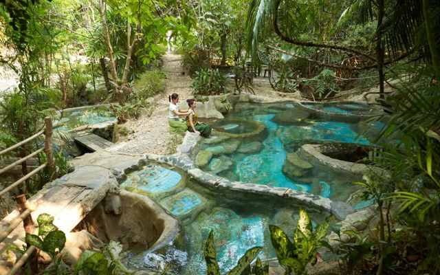 Wareerak Hot Spring & Wellness