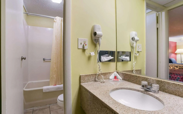 Econo Lodge Frederick I-70