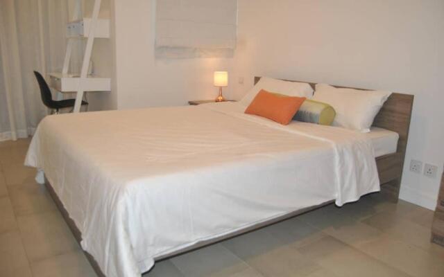 Studio 208 Ebene Square Urban Living