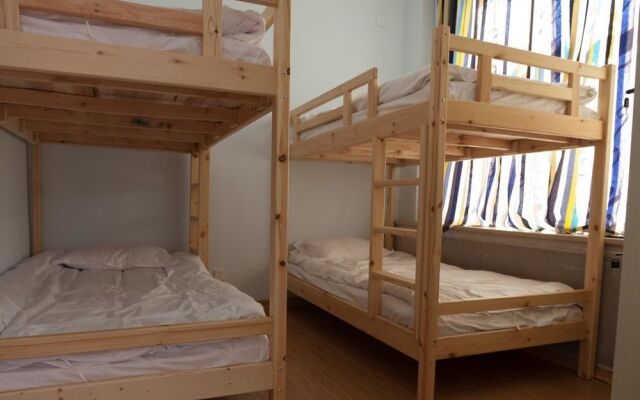 Sunflower Youth Hostel