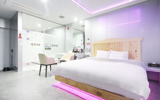 Yeosu San Self Check-in Hotel