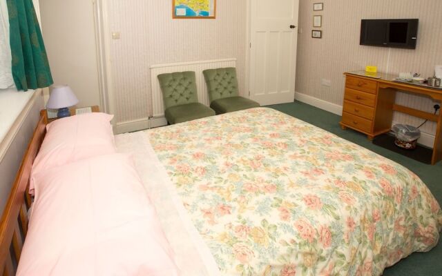 Eypeleaze B & B