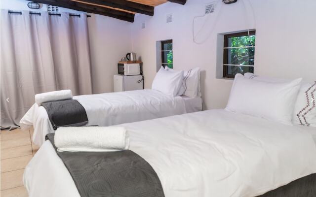 The Tropical Hut Lodges