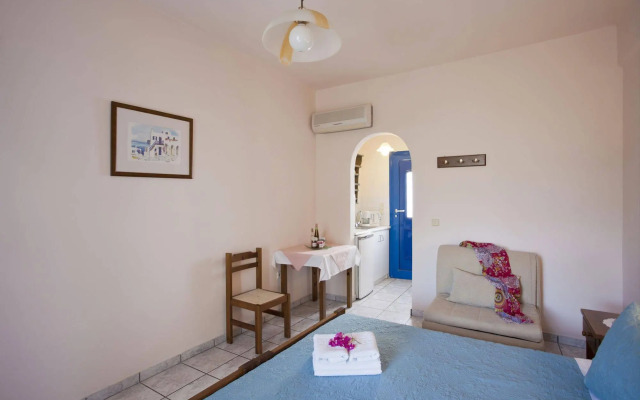 Stefano Apartments