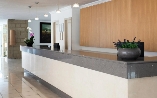 Athena Hotel