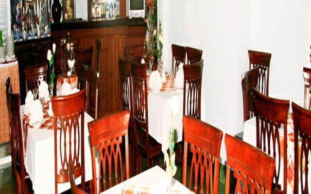 Hoang Long Hotel