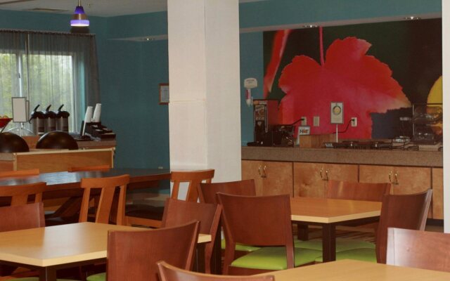 Fairfield Inn & Suites by Marriott Fairmont