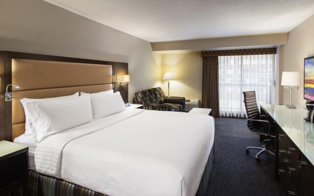 Holiday Inn Hotel & Suites Vancouver Downtown, an IHG Hotel