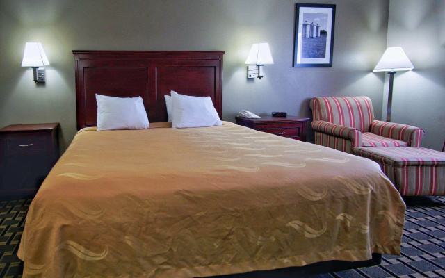 Quality Inn Moore - Oklahoma City