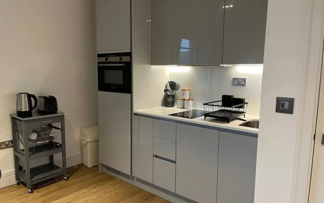 2br-modern-fullkitchen-25mincentrallondon-parking