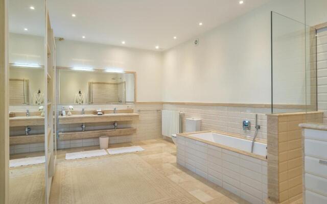 Modern Villa in Estepona With Private Pool