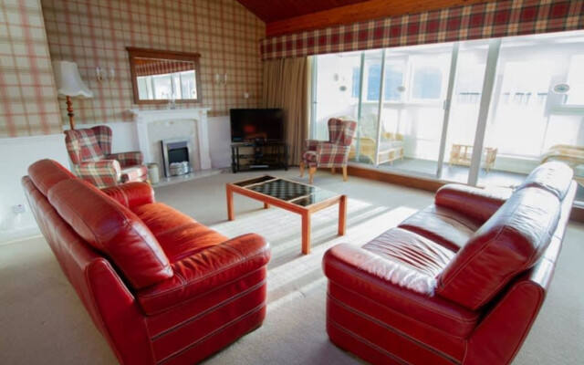 Loch Rannoch Highland Club Highland Lodge 8