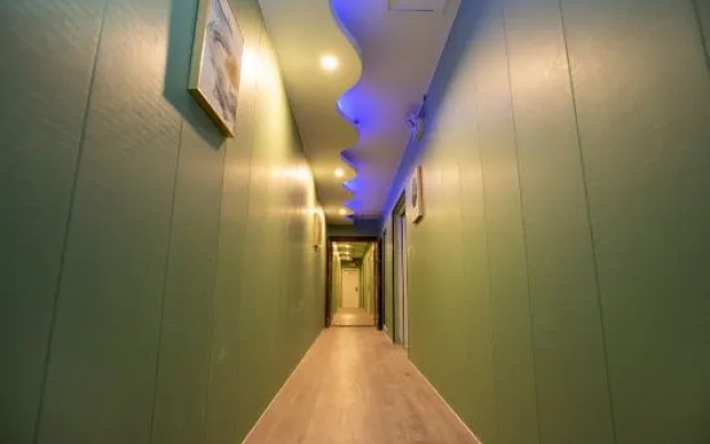 Jiayuan Business Hotel (Zhengzhou CBD Exhibition Center)