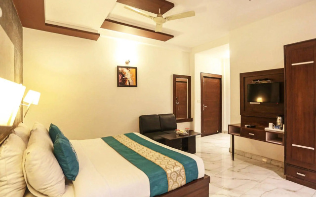Optimum Tara Palace
