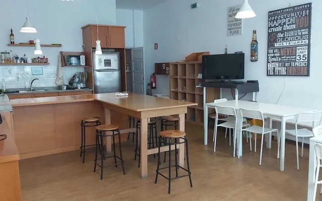 Porto Downtown Hostel