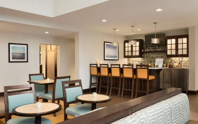 Homewood Suites Jacksonville Deerwood Park