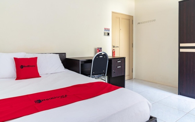 RedDoorz Syariah near Jalan A Yani KM 8 Citraland – Guest Rooms – Banjarmasin