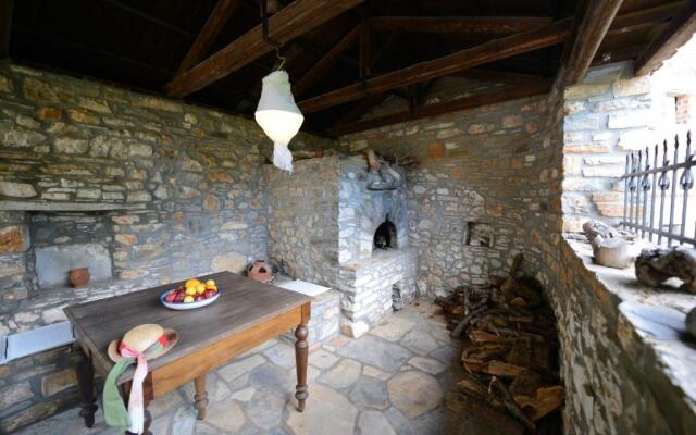 Aronia Stone House