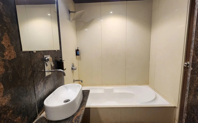 Saibaba International Supreme Hotel