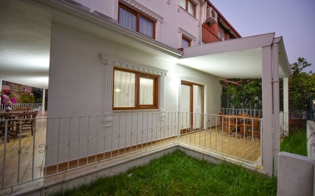 Infinity Rainbow Villa