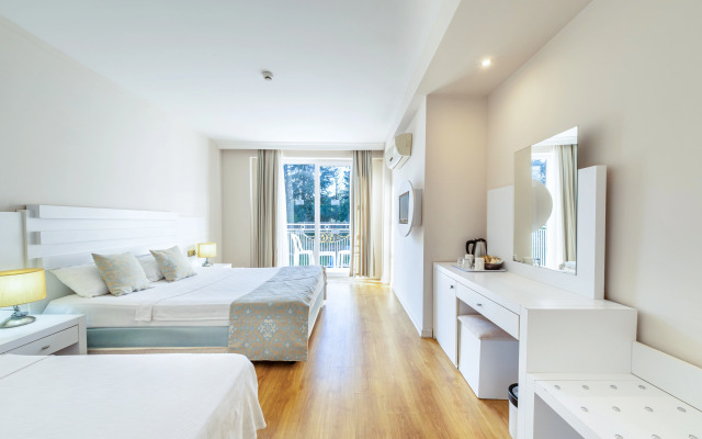 Sahra Su Holiday Village & Spa