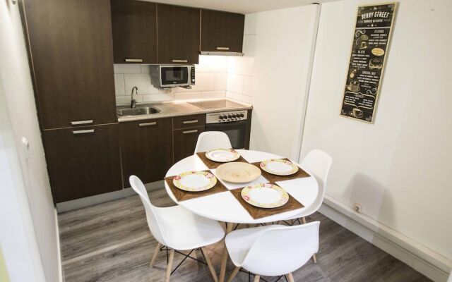 Forever Young Apartments Puerta del Sol