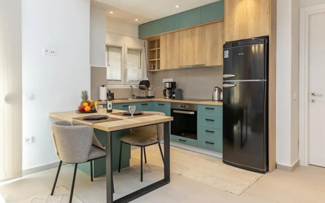 Urban Apartment in Egaleo