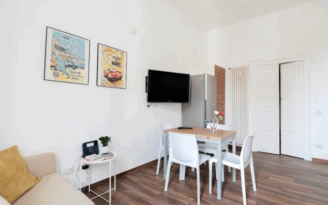 Isola View Renovated Apartment