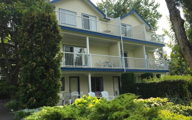 Lakeside Country Inn