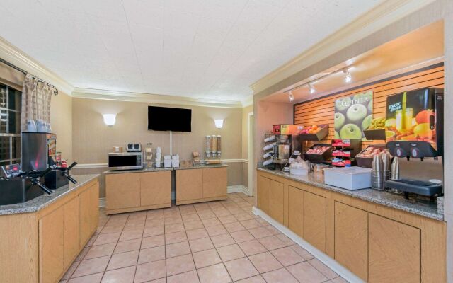 Quality Inn & Suites