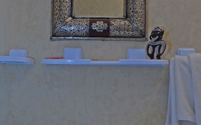 Hotel kasbah sahara services