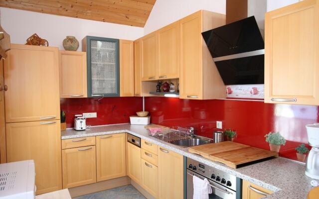 Charming Chalet in Hohentauern near Ski Lift