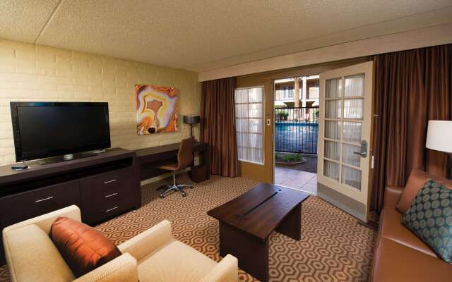 DoubleTree Suites by Hilton Tucson - Williams Center